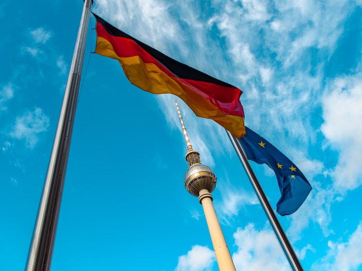 Deutliche Kontaktreduzierungen für Ungeimpfte und Begrenzungen für Großveranstaltungen