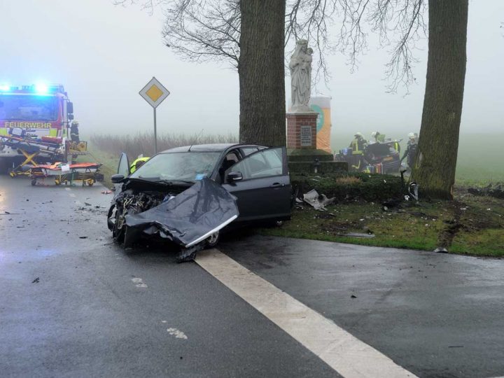 Burloer Diek und Reyerdingstiege aktuell nach schwerem Verkehrsunfall gesperrt