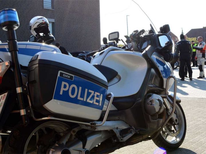 Mit der Krad-Staffel auf PoliTour – Neustart der Präventionskampagne für Motorradfahrende nach Corona-Zwangspause
