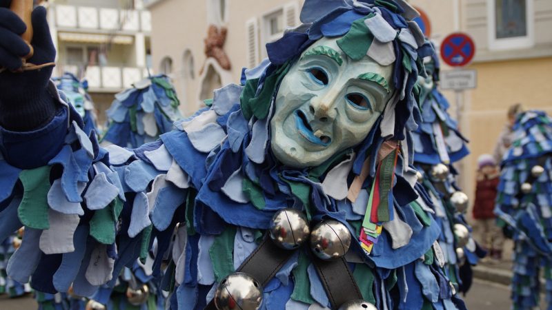 Düsseldorf – Karnevalisten sagen verspäteten Rosenmontagszug ab