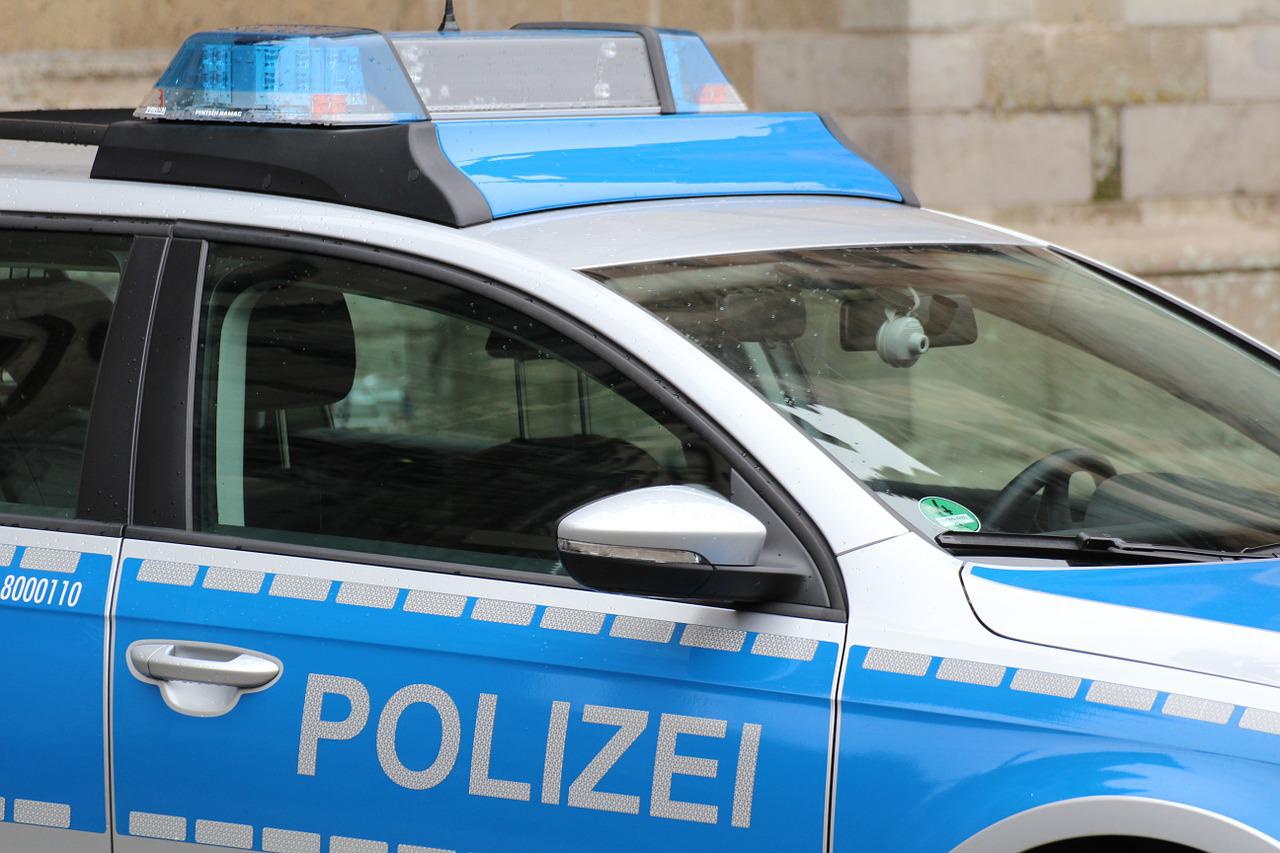 25-jähriger Mann aus Rhede greift Polizeibeamte an