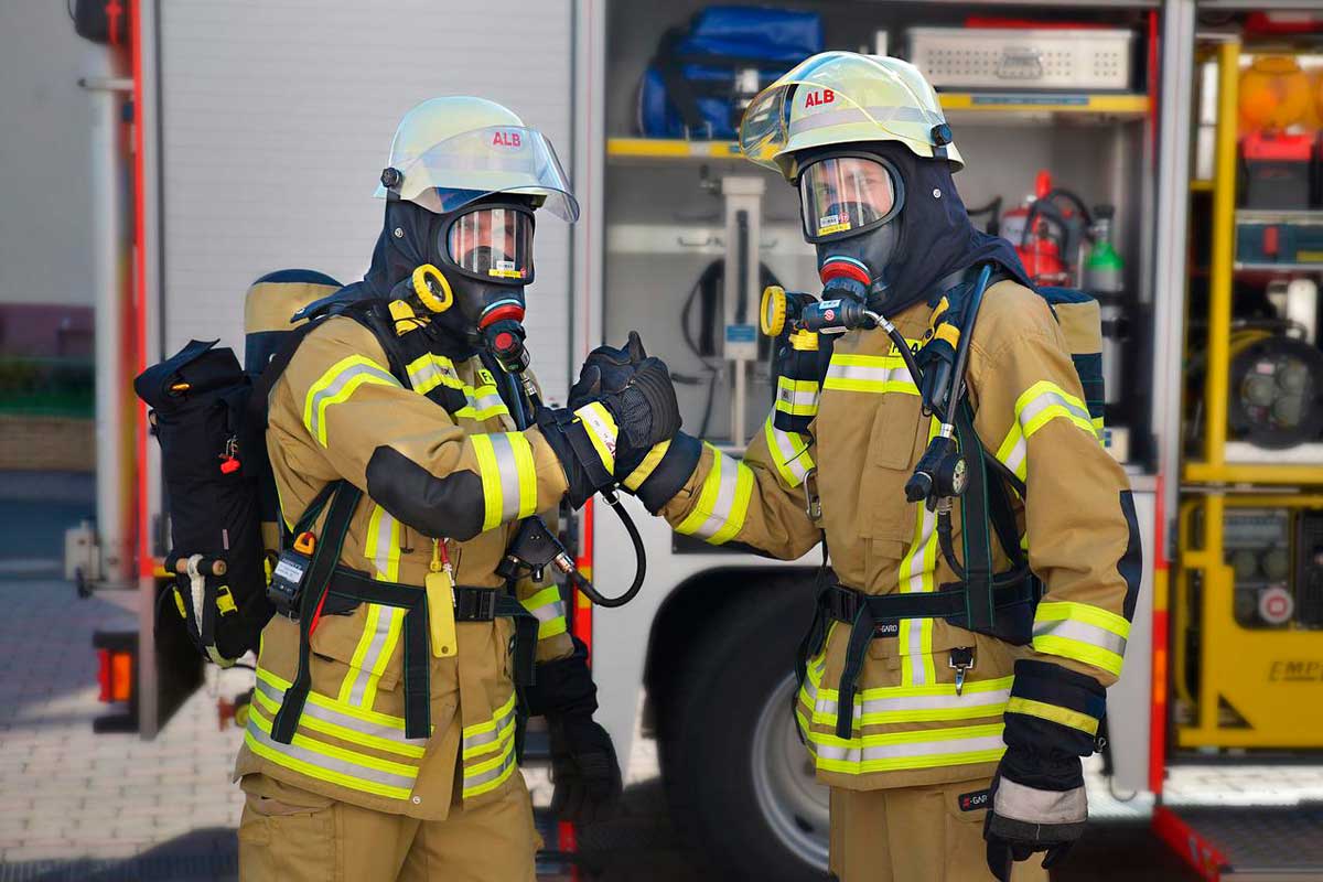 Zahlreiche Löschzüge der Borkener Feuerwehr in Rhedebrügge im Einsatz