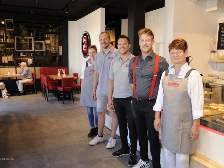 Frühstücken in urig gemütlicher Atmosphäre | Bäckerei und Café Späker in Burlo neu eröffnet