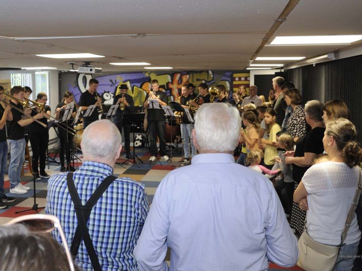 Musikverein Weseke – Einweihung der neuen „Muckebude“ sehr gut besucht