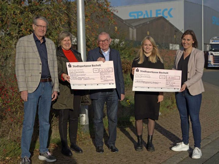 Spaleck spendet an die Tafel Bocholt und das Projekt #EineMillionSterneSpaleck