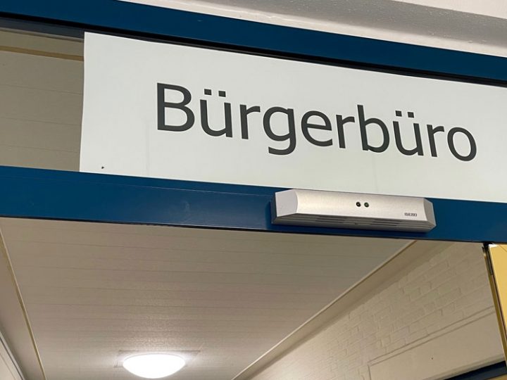 Sommerzeit ist Reisezeit: Ausweisdokumente rechtzeitig beantragen