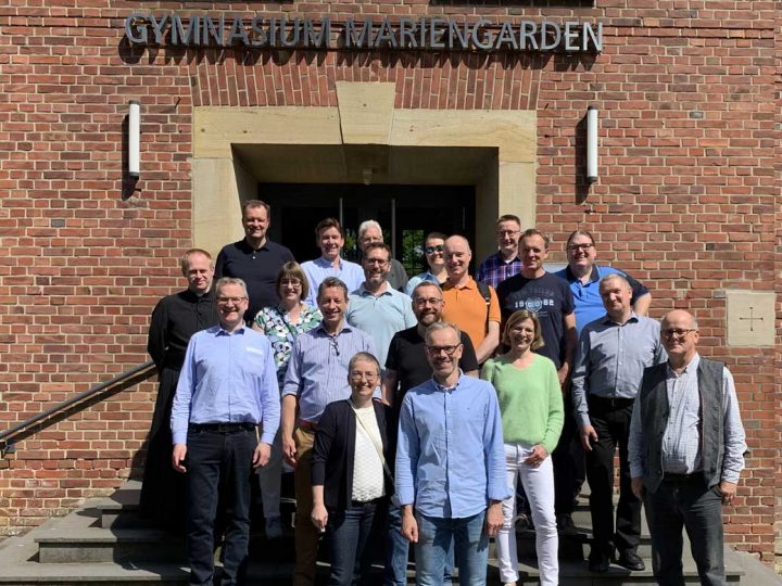 Abiturientia 1990 trifft sich am Gymnasium Mariengarden