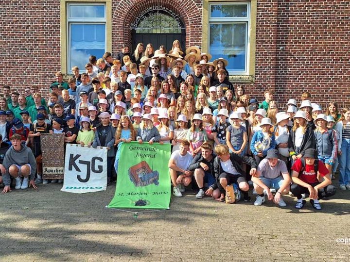 Von Burlo nach Hameln – Ein Tross mit fast 180 Teilnehmer:innen startete ins Ferienlager