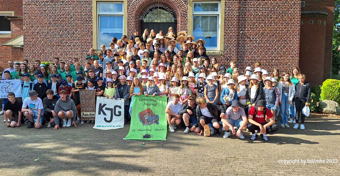Von Burlo nach Hameln – Ein Tross mit fast 180 Teilnehmer:innen startete ins Ferienlager