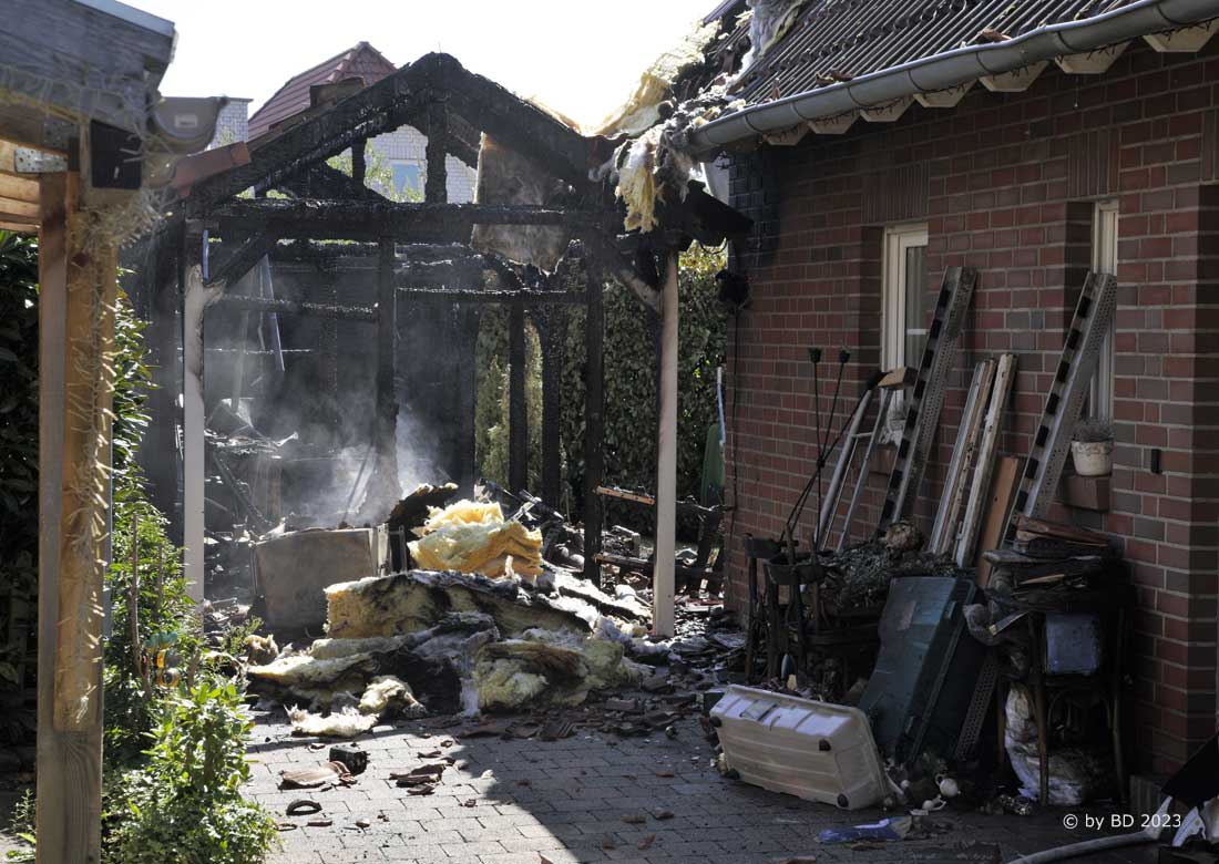 Update zum Brand am Klostersee – Flammen griffen auf Wohngebäude über