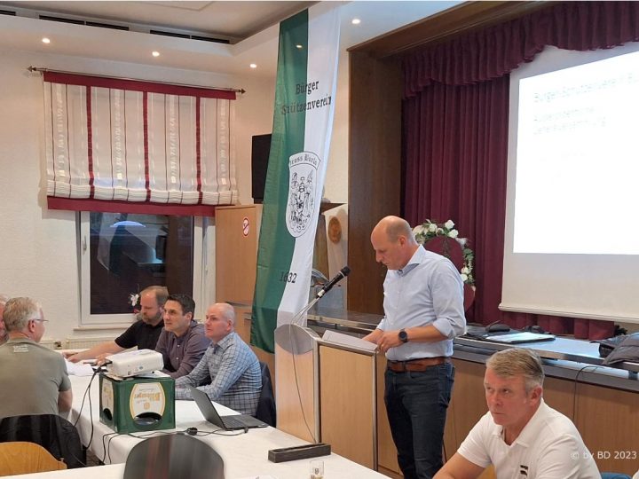 Burloer Schützen stimmen mehrheitlich für Verlegung der Schützenfesttage