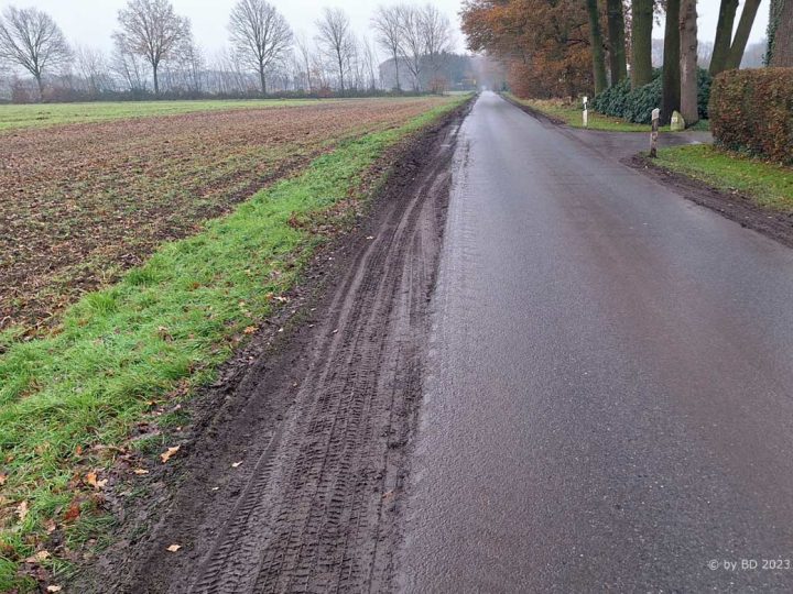 Sperrung K40 in Burlo – Randbefestigungen der Wirtschaftswege stark ramponiert