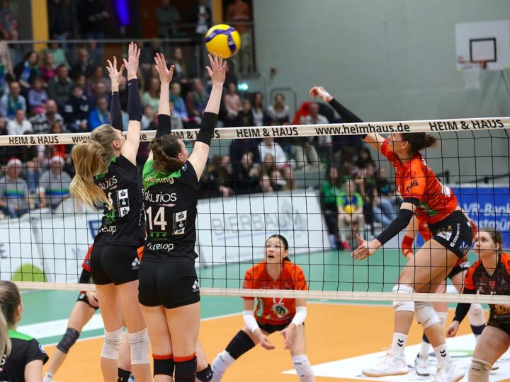Skurios Volleys – Tiebreak-Erfolg im letzten Heimspiel