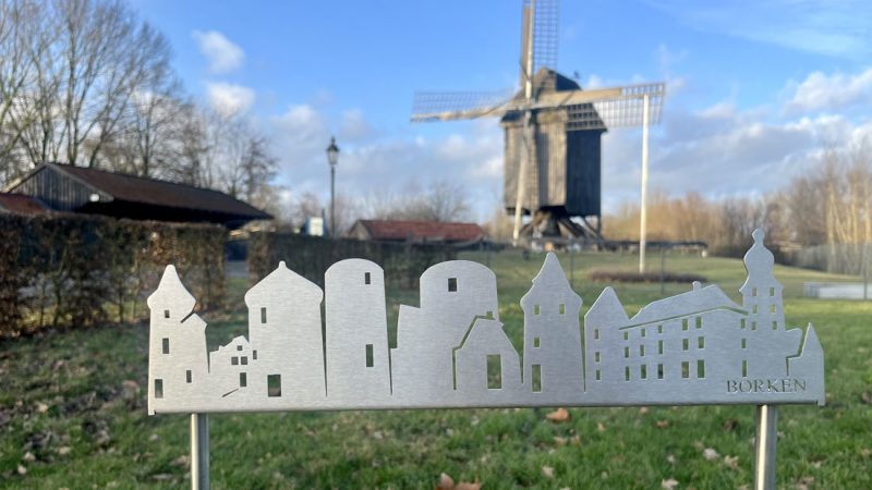„Borken Aufsteller“ aus Edelstahl wird in Weseke gefertigt