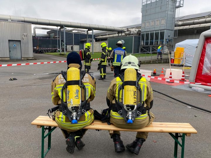 Üben für den Ernstfall – Große Feuerwehrübung auf dem Gelände der EGW in Gescher