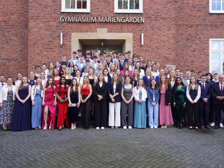 Gymnasium Mariengarden – 81 Abiturienten erhalten die Allgemeine Hochschulreife