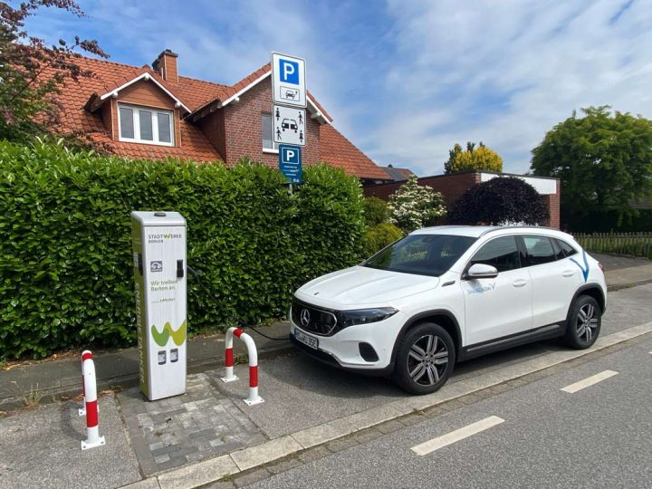 Ausleihen und losfahren: Öffentliches E-Carsharing in Borken