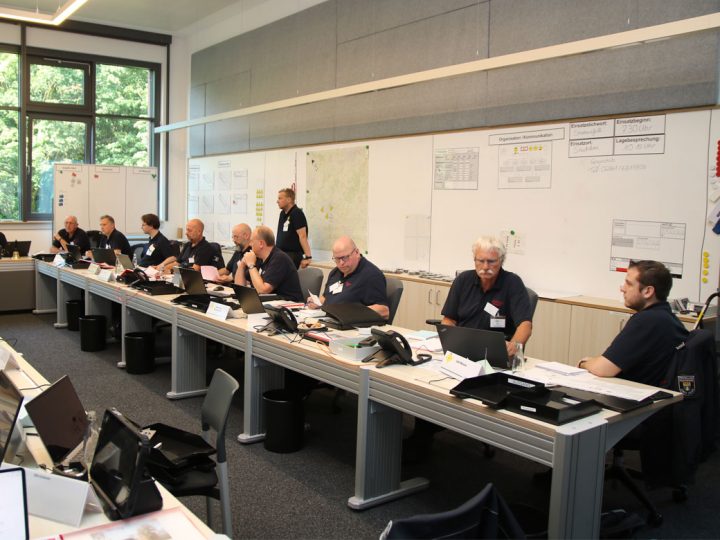 Zweitägige Stabsübung der Feuerwehren im Kreis Borken im Kreishaus