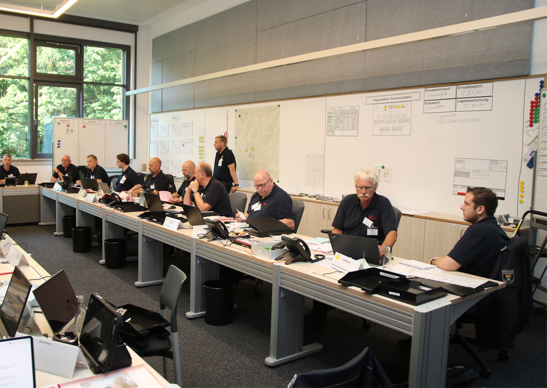 Zweitägige Stabsübung der Feuerwehren im Kreis Borken im Kreishaus