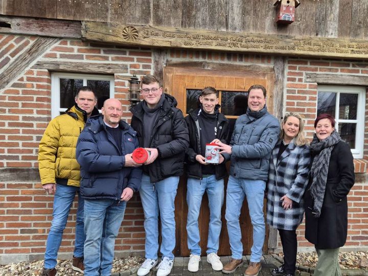 Werbekreis Burlo-Borkenwirthe spendet Weihnachtsmarkterlös an Burloer Pfarrjugend