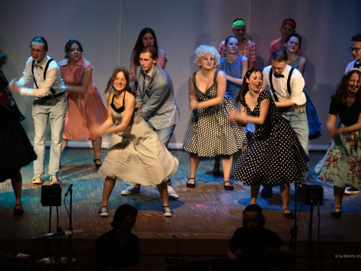 Junges Ensemble Mariengarden begeistert bei Musical-Premiere das Publikum
