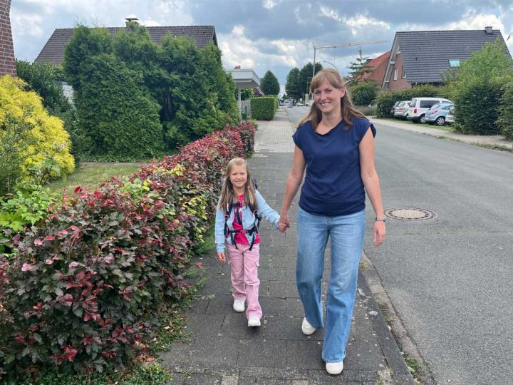 Verkehrsfachleute der Polizei und des Kreises Borken empfehlen „Schulwegtraining“