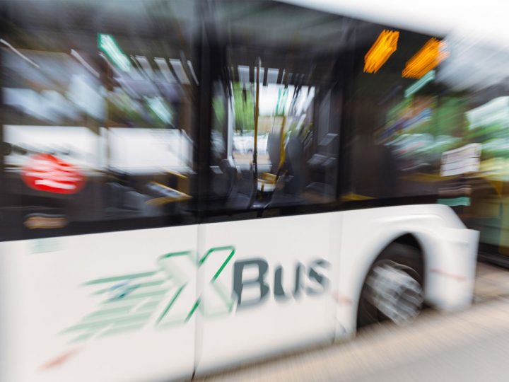 Landesregierung finanziert 20 neue Schnellbus-Linien, um ländliche Räume zu stärken