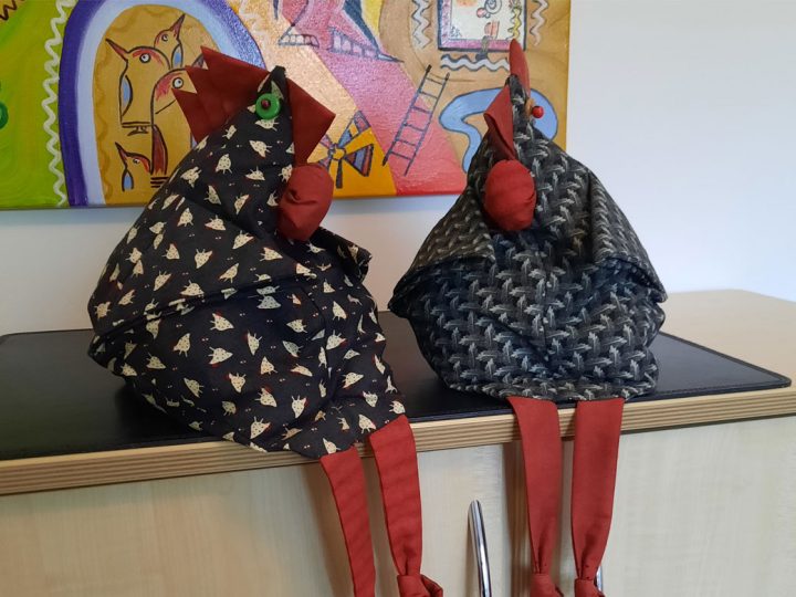 Verkaufe Deko-Hühner aus Stoff (gefüllt)