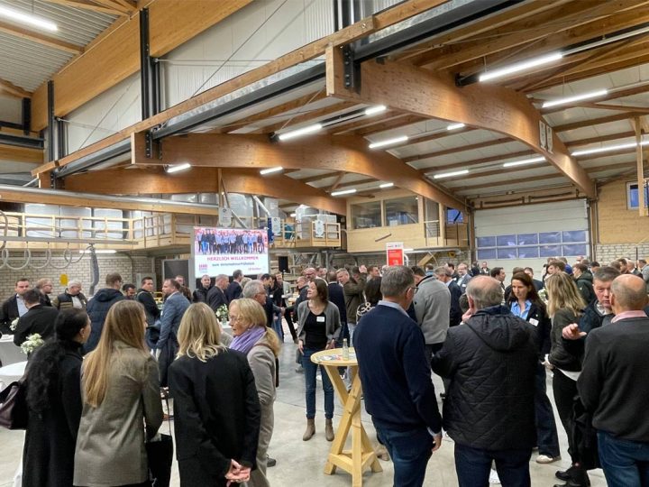 Erfolgreiches Unternehmerfrühstück bei der Firma LB Holzbau