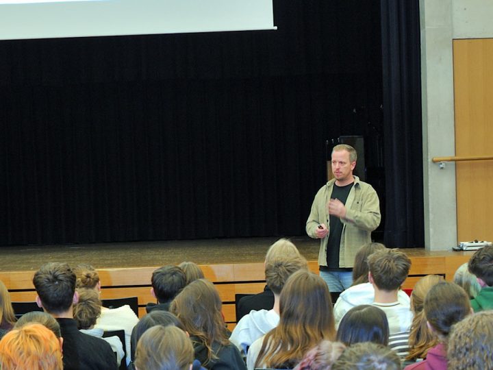 Finanzielle Bildung – Einblicke in die Welt der Finanzmärkte und Kapitalanlagen am Gymnasium Mariengarden