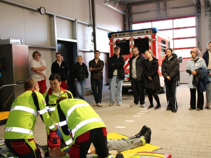 Medizinstudierende zu Gast an der Rettungswache Gescher