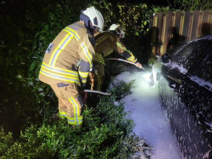 Löschzug Weseke im Einsatz – PKW im Benningsweg in Brand geraten