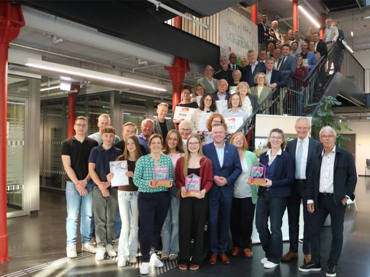 „Heimat-Preis des Kreises Borken“ ist im LernWerk in Bocholt verliehen worden