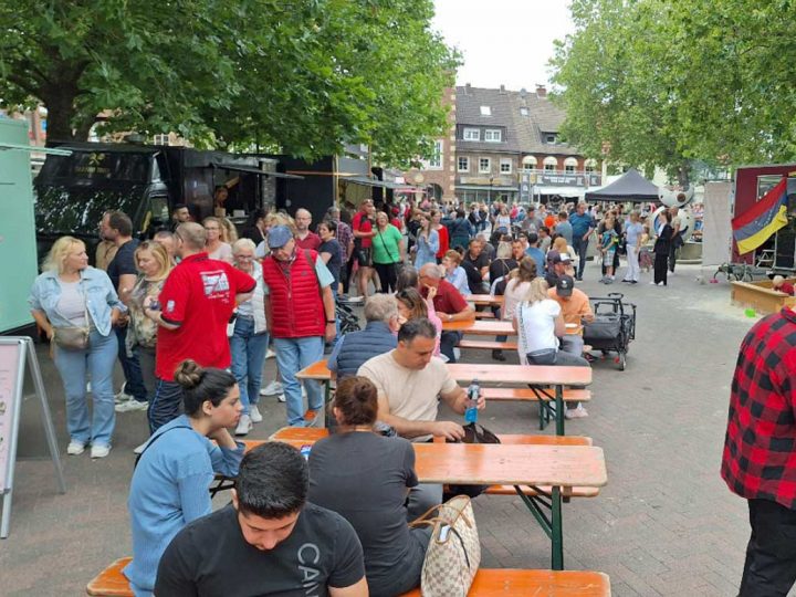 Nicht wegsehen, wenn jemand Hilfe braucht – Polizei gibt Tipps zum Start in die Festsaison