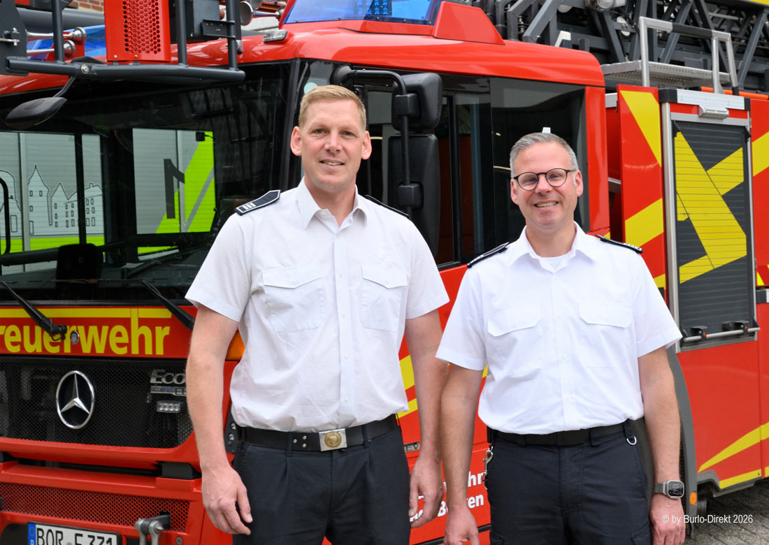 Brandamtsrat und Leiter der Borkener Feuerwehr Kai Sobbe (re.) mit seinem Stellvertreter Hendrik Meinhardt - Foto: Burlo-Direkt 2026