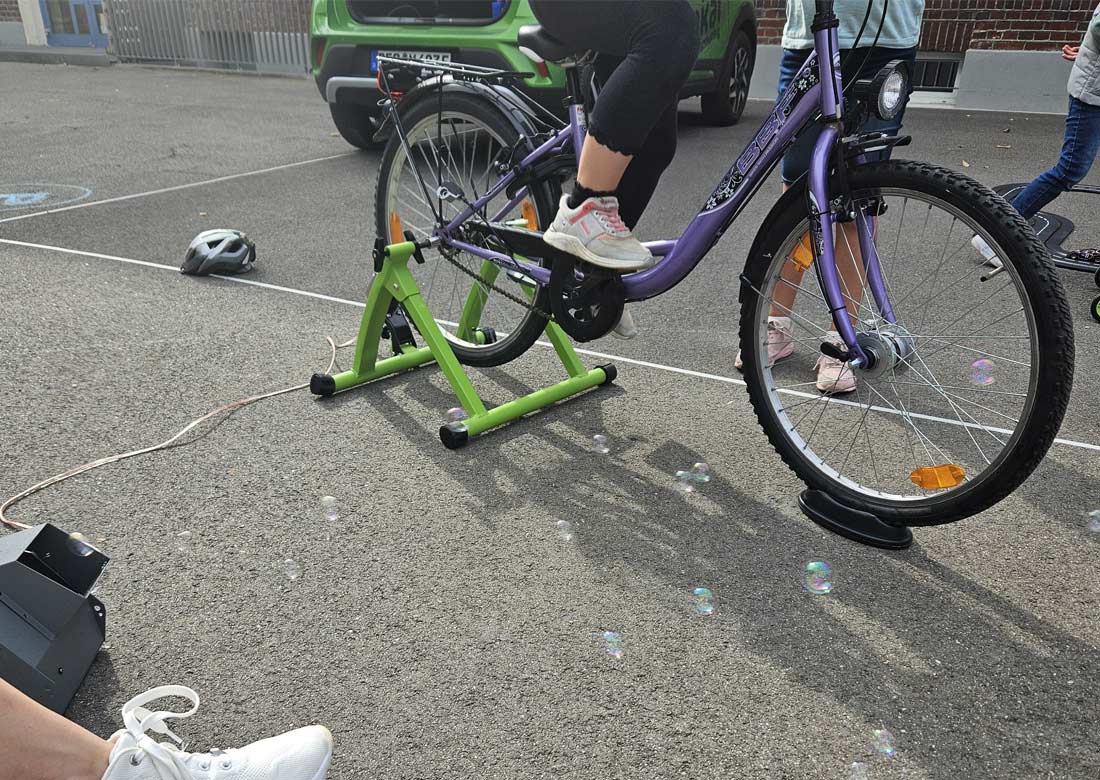 Mit dem Fahrrad Strom erzeugen
