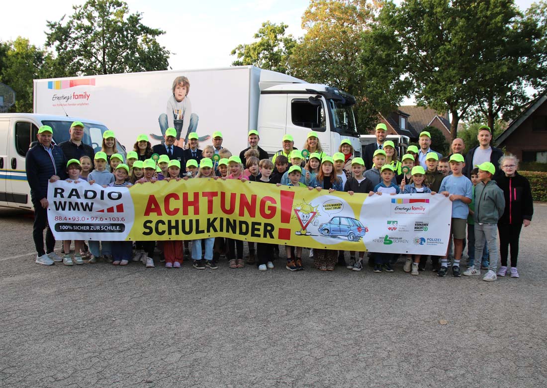 „Kreis Borken sieht gelb!“ – Verkehrsaktion für sicheren Schulweg