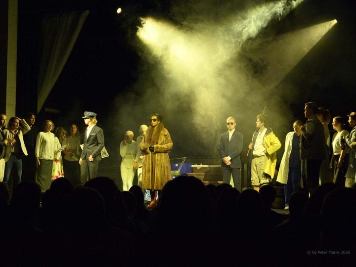 Theaterpremiere in Burlo – „Der Besuch der alten Dame“ – Schwere Kost toll serviert (FOTOS)